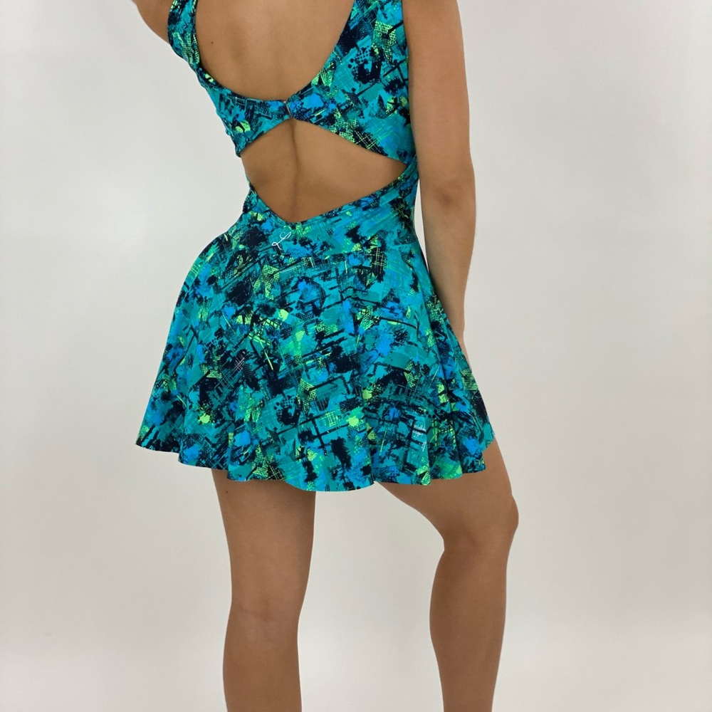 Athletic Dress - Picture 3 of 4